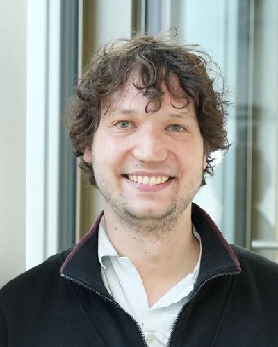 Simon Ruth